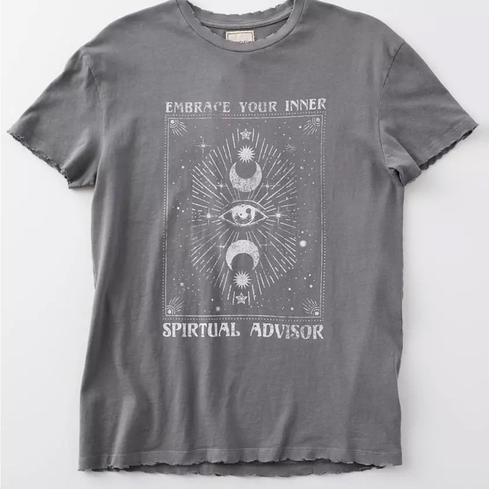 Buckle modish rebel graphic tee small
